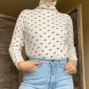 Vintage Floral Turtle Neck